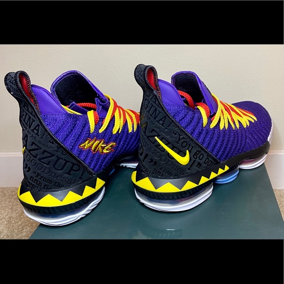 Lebron Martin Jordan’s M size 10 StockX verified - Picture 3 of 5